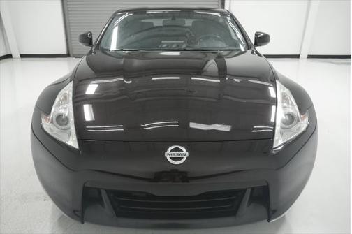 2010 Nissan 370Z Base
