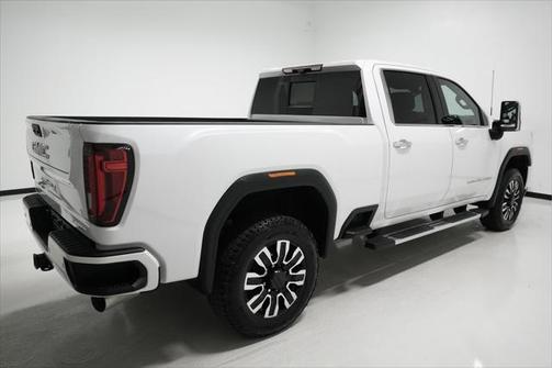 2020 GMC Sierra 2500 Denali