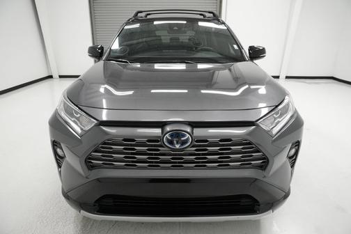 2021 Toyota RAV4 Hybrid SE