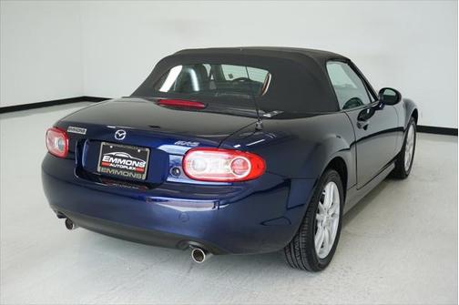 2010 Mazda MX-5 Miata Sport