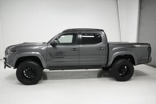 2018 Toyota Tacoma 
