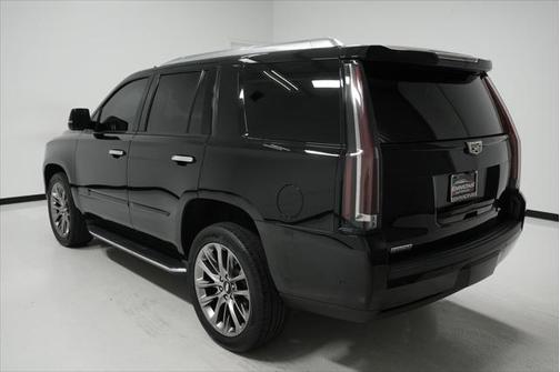 2019 Cadillac Escalade Luxury