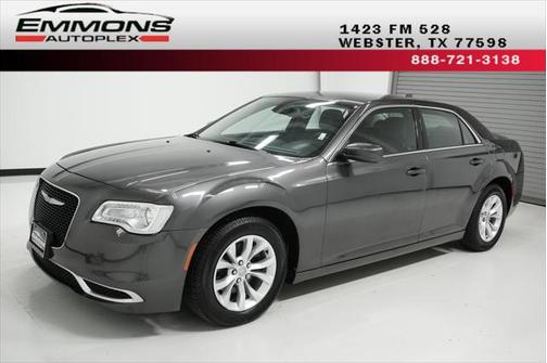 2015 Chrysler 300 Limited