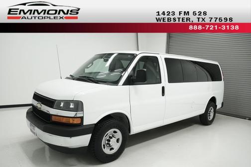 2017 Chevrolet Express 3500 LT