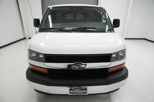 2017 Chevrolet Express 3500 LT