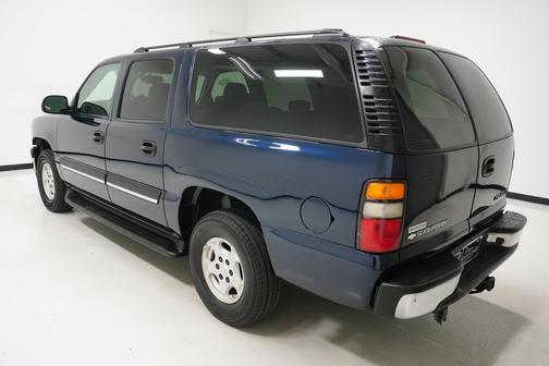 2004 Chevrolet Suburban 1500 LS