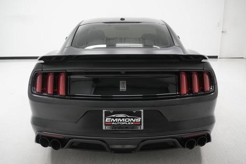 2017 Ford Shelby GT350 Base