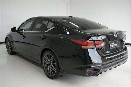 2023 Nissan Altima 2.0 SR