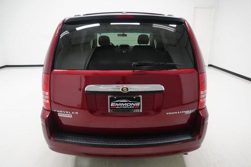 2010 Chrysler Town & Country Touring