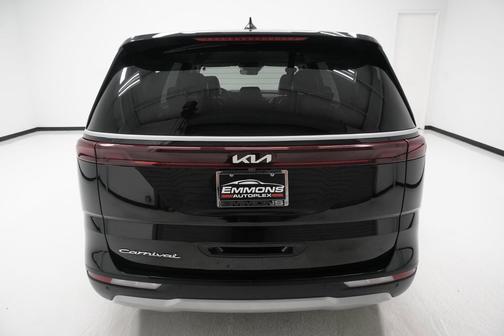 2022 Kia Carnival LXS