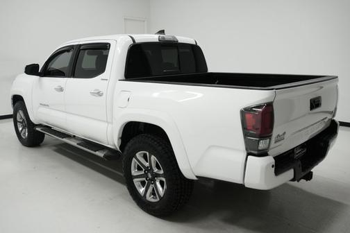 2017 Toyota Tacoma Limited