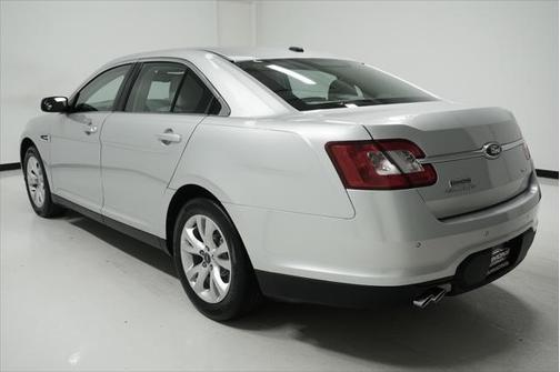 2011 Ford Taurus SEL