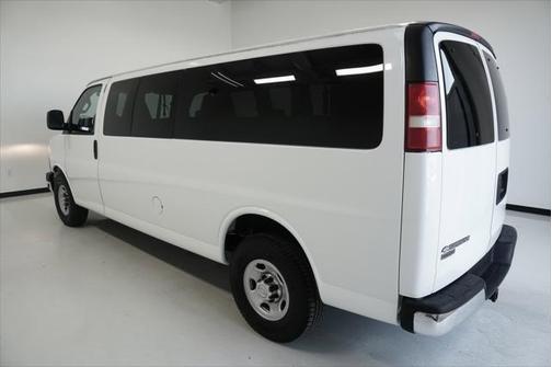 2016 Chevrolet Express 3500 LT
