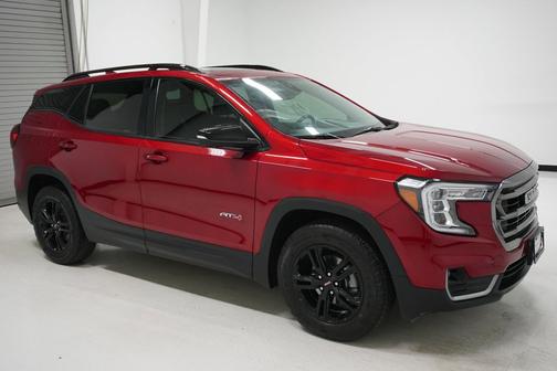 2024 GMC Terrain AT4
