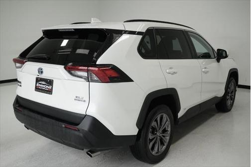 2022 Toyota RAV4 Hybrid XLE Premium