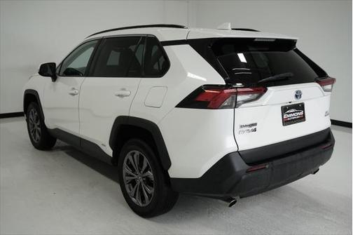 2022 Toyota RAV4 Hybrid XLE Premium