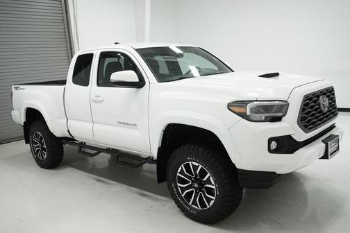 2022 Toyota Tacoma TRD Sport