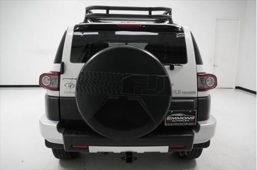 2013 Toyota FJ Cruiser Base