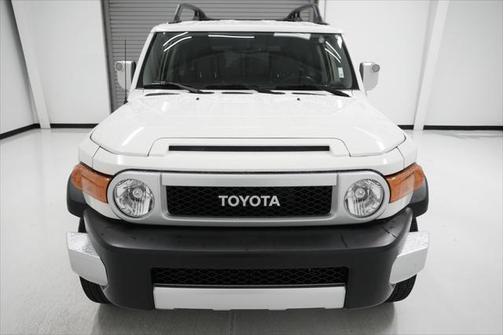 2013 Toyota FJ Cruiser Base