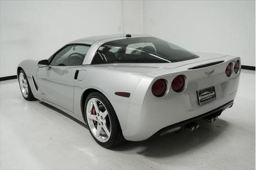 2005 Chevrolet Corvette Base