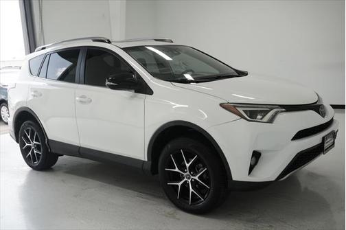 2018 Toyota RAV4 SE