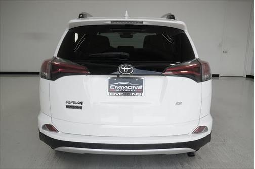 2018 Toyota RAV4 SE