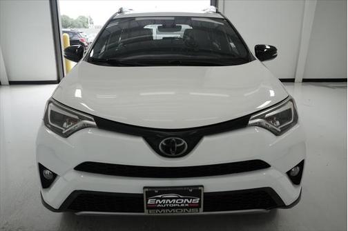 2018 Toyota RAV4 SE