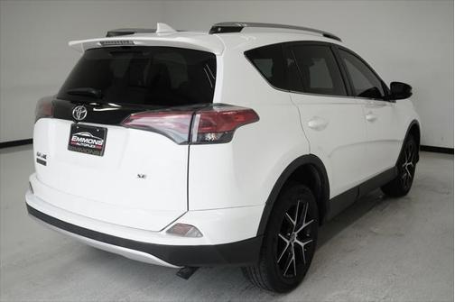 2018 Toyota RAV4 SE