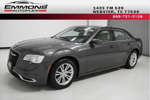 2016 Chrysler 300 Limited