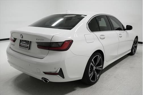 2020 BMW 330 i