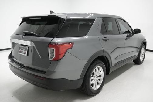 2021 Ford Explorer Base