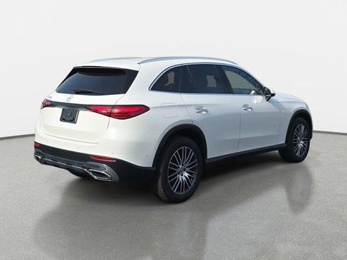 2026 Mercedes-Benz GLC 300 Base