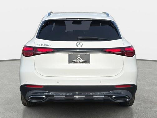 2026 Mercedes-Benz GLC 300 Base