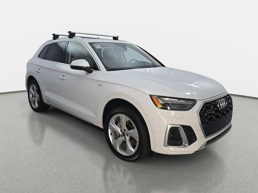 2024 Audi Q5 45 S line quattro Premium