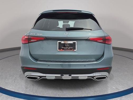Verde 2026 Mercedes-Benz GLC 300 Base