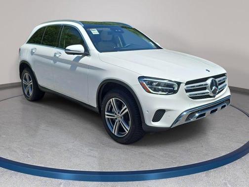 Polar White 2022 Mercedes-Benz GLC 300