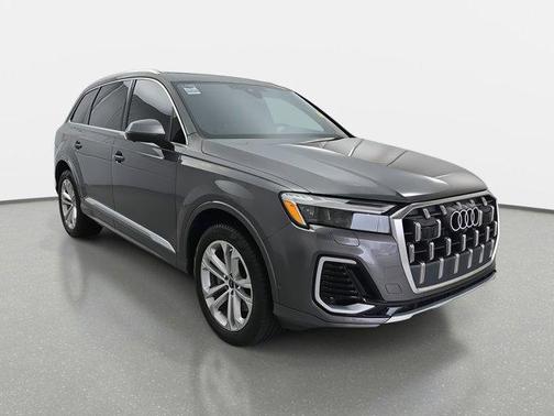 2025 Audi Q7 45 Premium