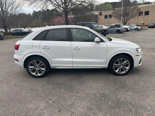 2017 Audi Q3 2.0T Premium Plus