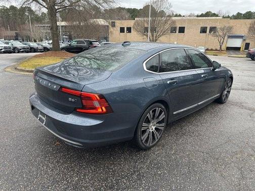 2022 Volvo S90 B6 Inscription