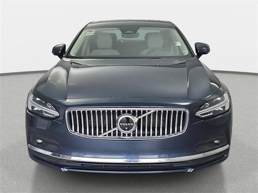 2022 Volvo S90 B6 Inscription