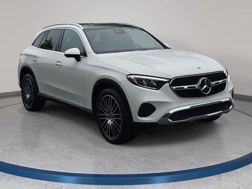 Polar White 2025 Mercedes-Benz GLC 300 Base