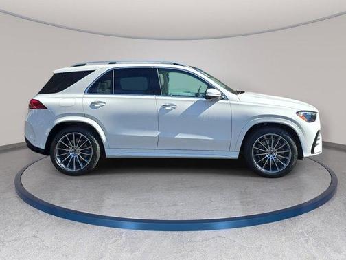 Polar White 2026 Mercedes-Benz GLE 450 4MATIC