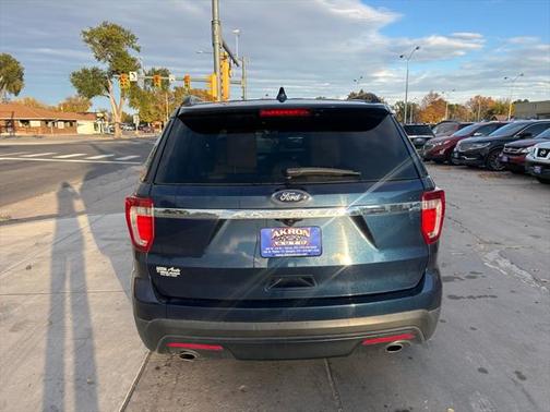 2017 Ford Explorer Base
