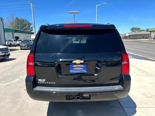 2017 Chevrolet Suburban LS