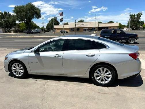 2021 Chevrolet Malibu FWD LT