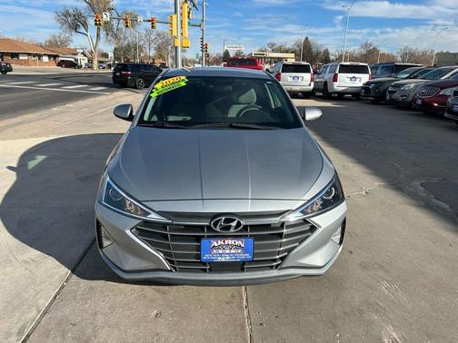 2020 Hyundai ELANTRA Limited