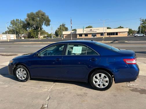2010 Toyota Camry LE