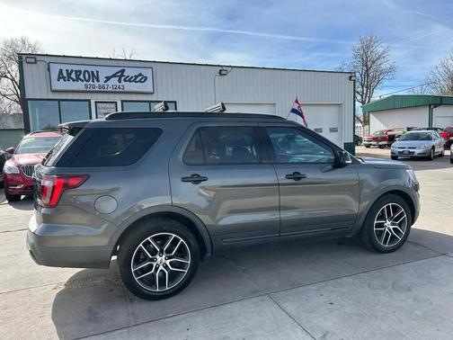 2016 Ford Explorer Sport
