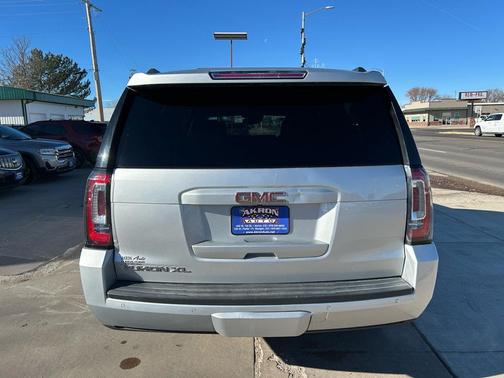 2016 GMC Yukon XL SLT