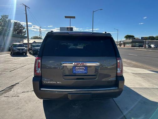 2016 GMC Yukon XL Denali